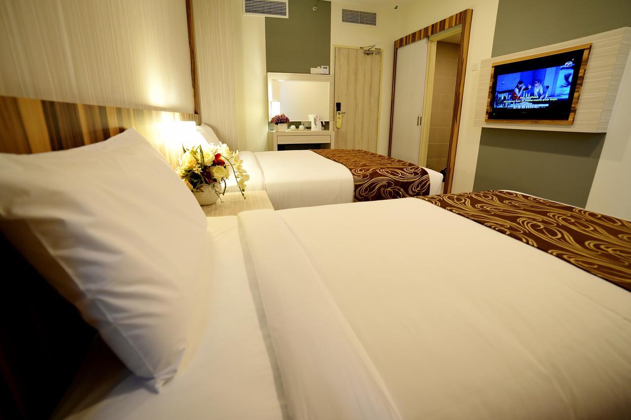 Rimba Hotel Kuala Terengganu Exterior foto